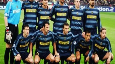 “足金联赛裁判坚守抗疫前线，绿茵场法官变身为社区卫士”